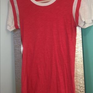 XS VS Pink T shirt